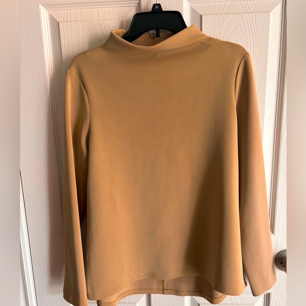 Miik Breda top